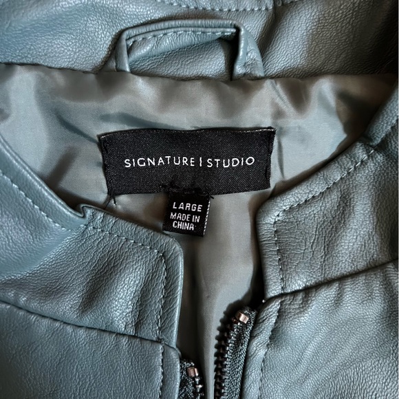 Faux leather jacket 🌸 - Picture 3 of 4